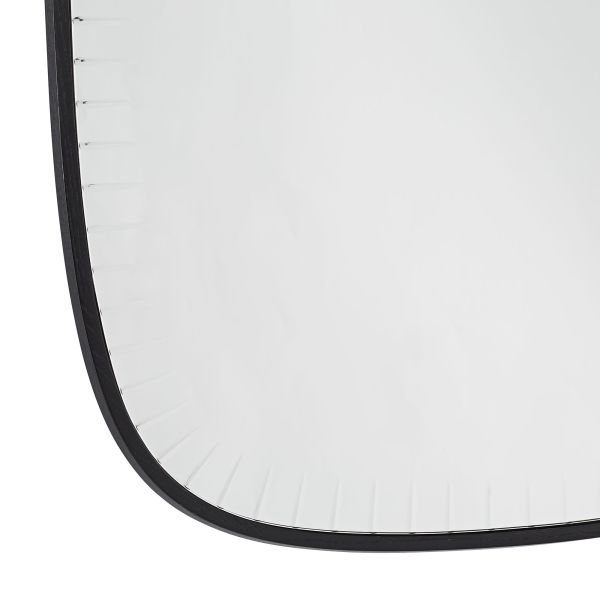 DA9002 - Cut Oblong Mirror - Black